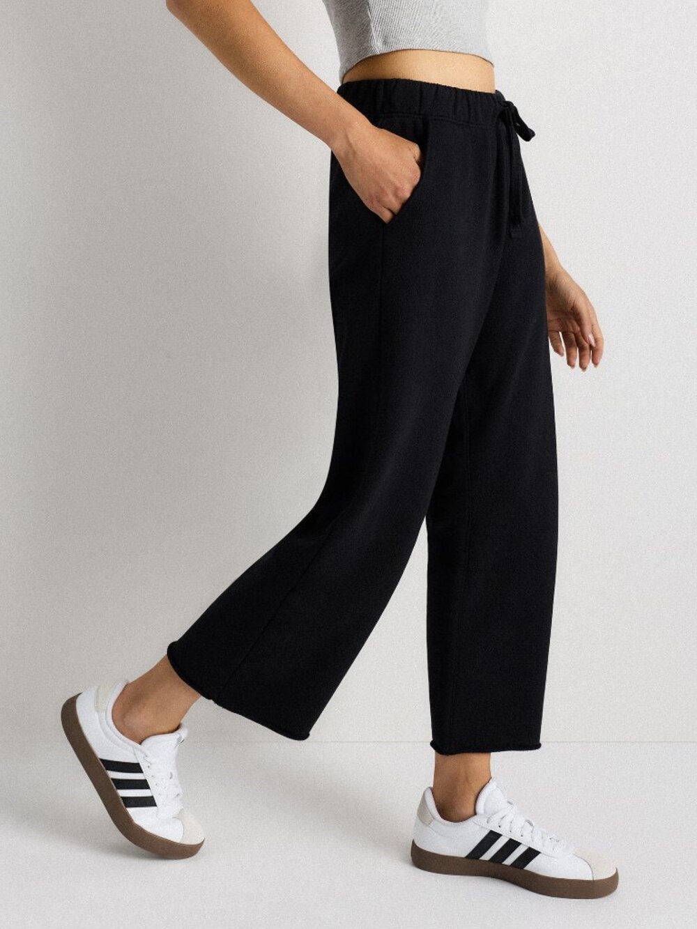 French Terry Cropped Wide Leg Pants in Black